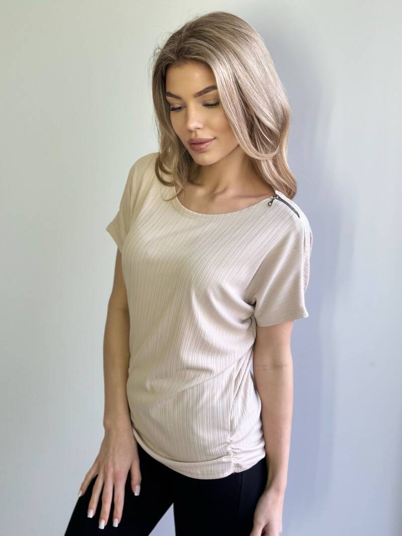 Bluzki damskie (Polska produkt) Roz 44-52 Paczka 5 szt /1 Kolor